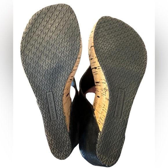 Donald J. Pliner Gil Platform Cork Wedges - Picture 6 of 6